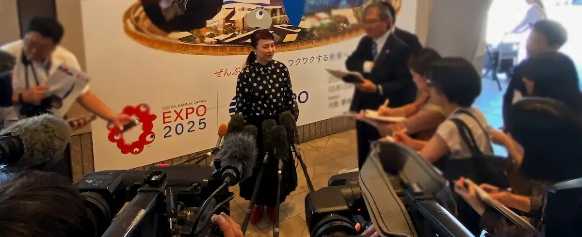ユニフォームデザイナー 服部真理子 大阪万博 囲い込み取材
